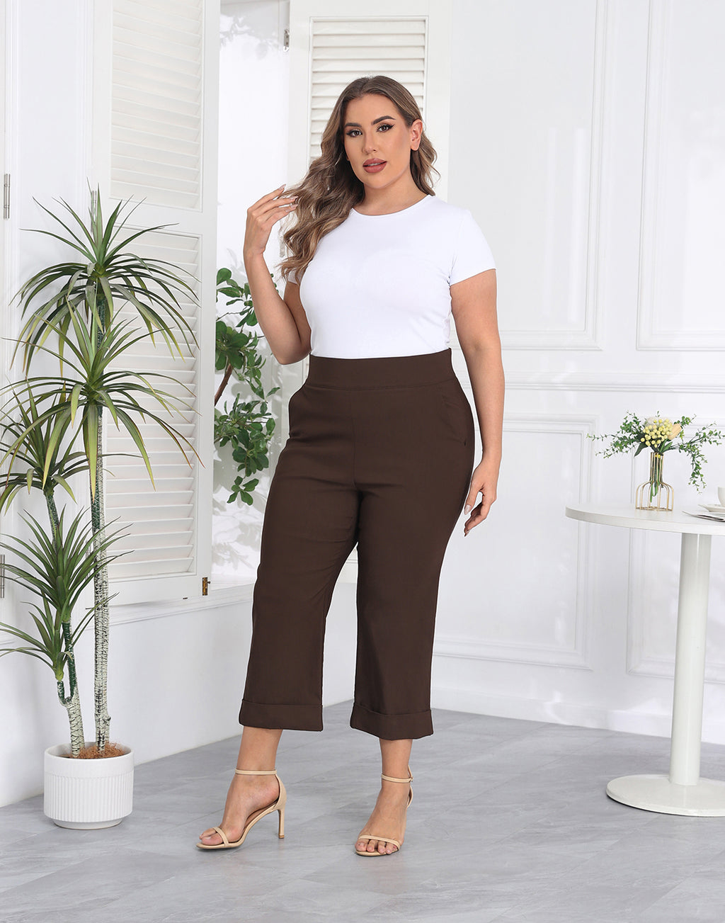 Womens Plus Size Pull On Capris with Pockets