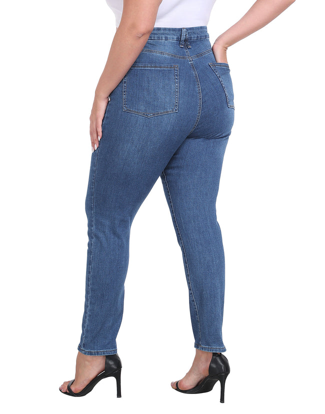 Plus Size Pull On Skinny Jeans – close-up detail