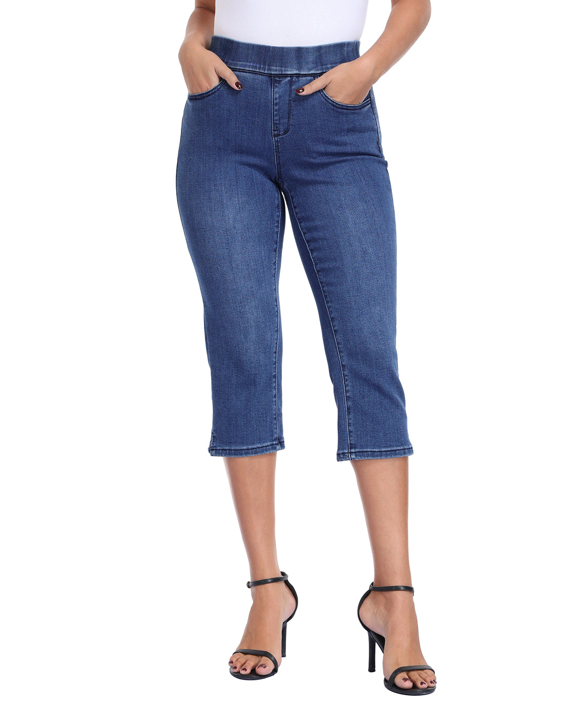 Pull On Capri Jeans 21" Inseam Slim Fit Cropped Stretch Denim Capris with Pockets Main image