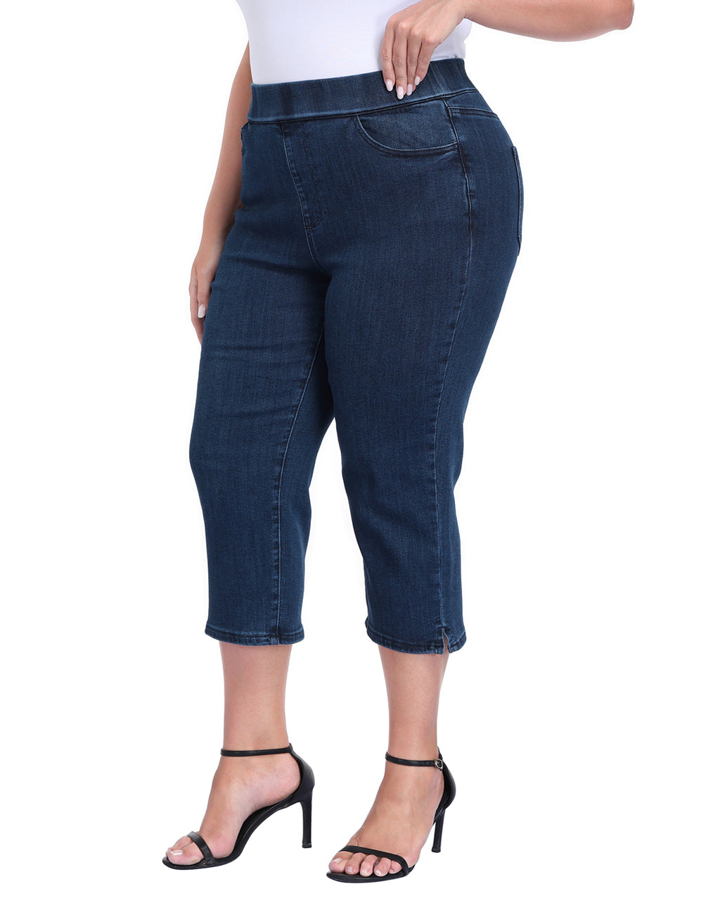 Plus Size Pull On Capri Jeans 21" Inseam Slim Fit Cropped Stretch Denim Capris with Pockets