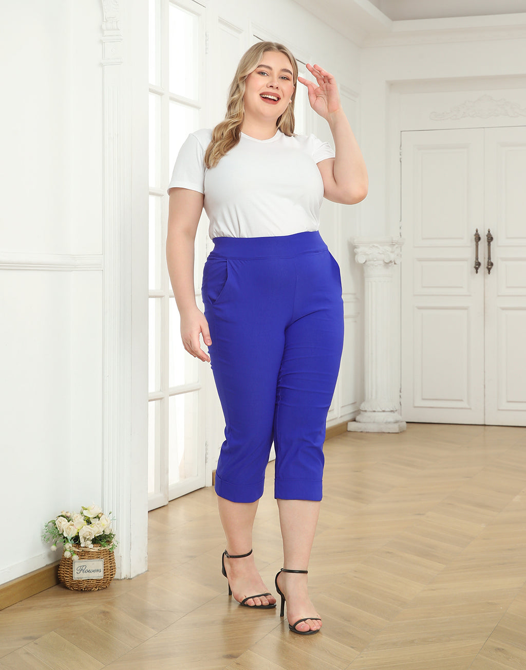 Womens Plus Size Pull On Capris with Pockets