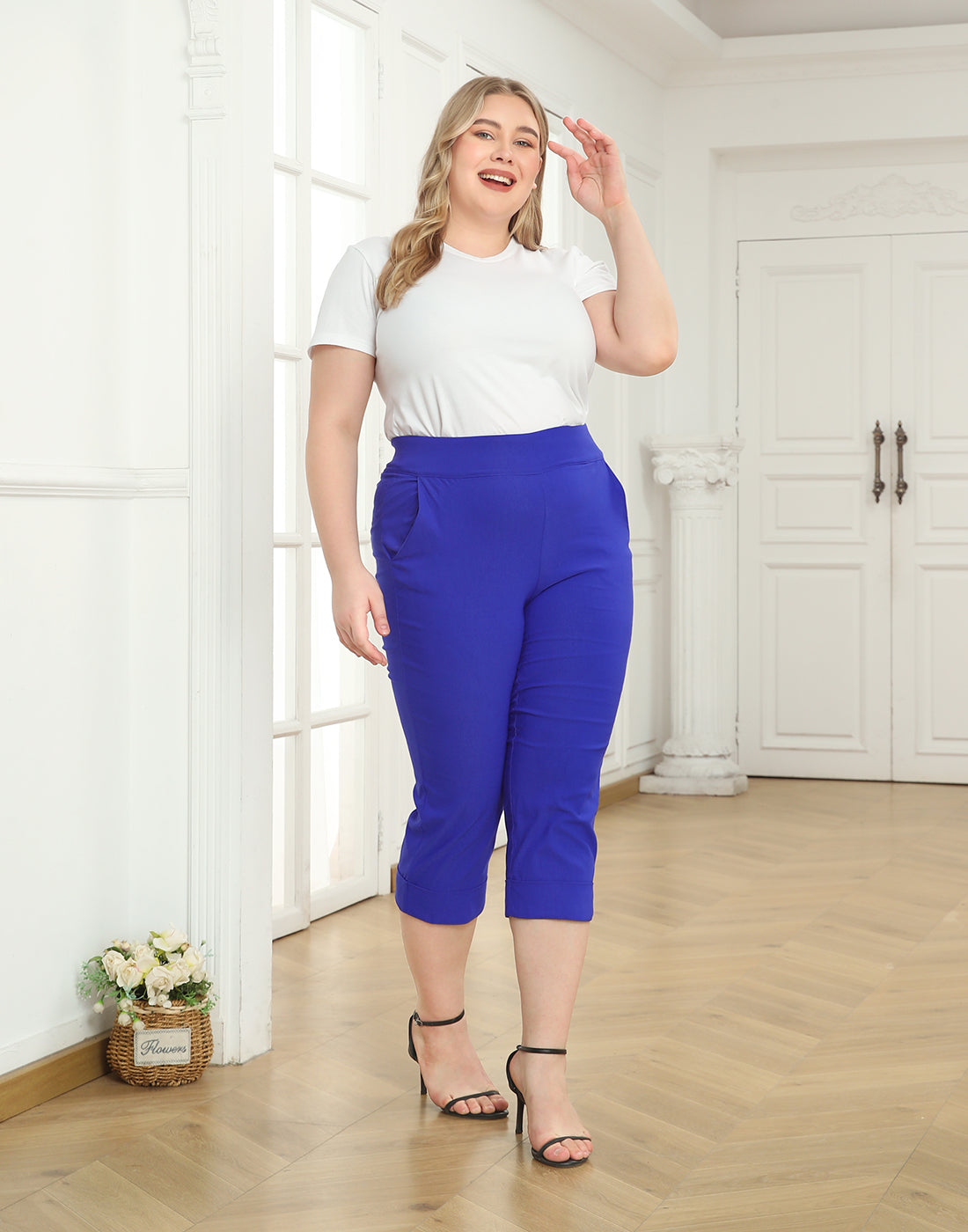 Womens Plus Size Pull On Capris with Pockets