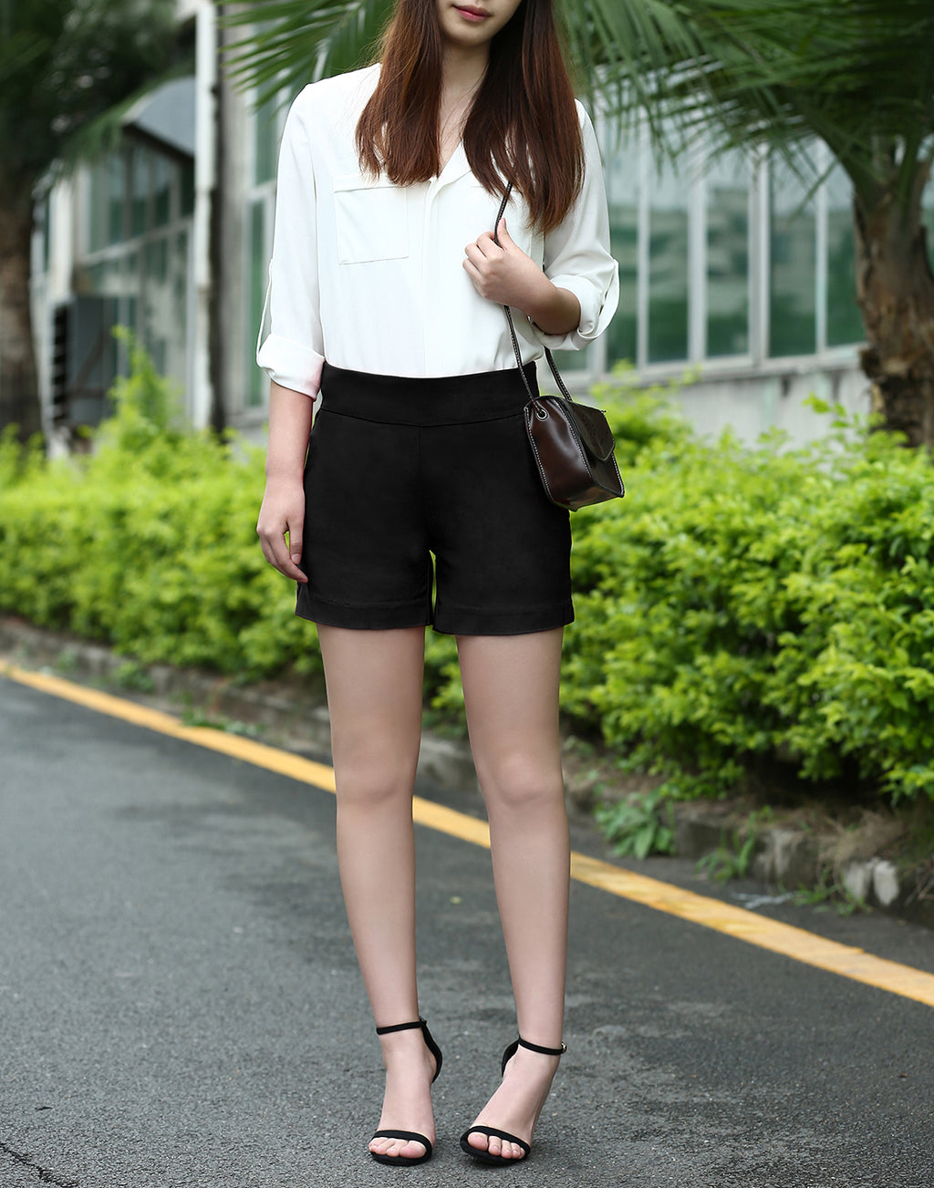 Pull-on Chino Shorts for Women with 4" Inseam