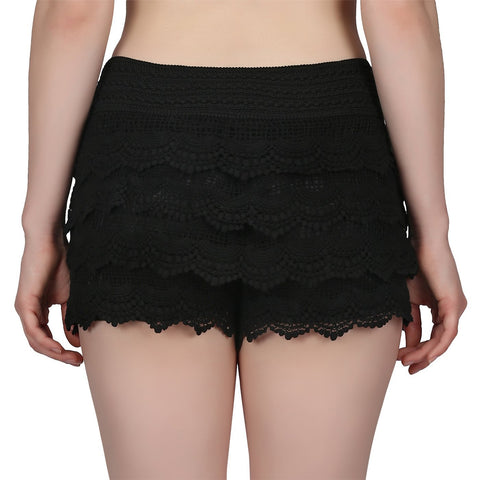 Scallop Hem Crochet Shorts
