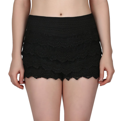 Scallop Hem Crochet Shorts